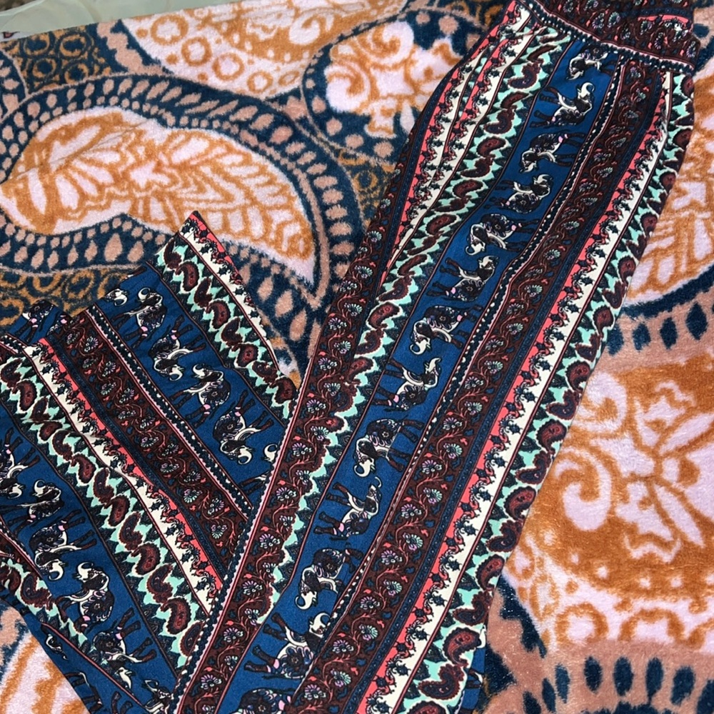 tribal flare soft pants !